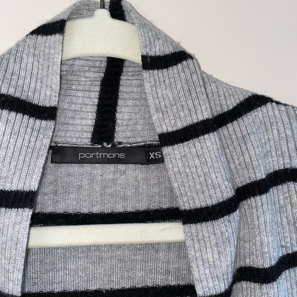 Sweater - Picture 2 of 3